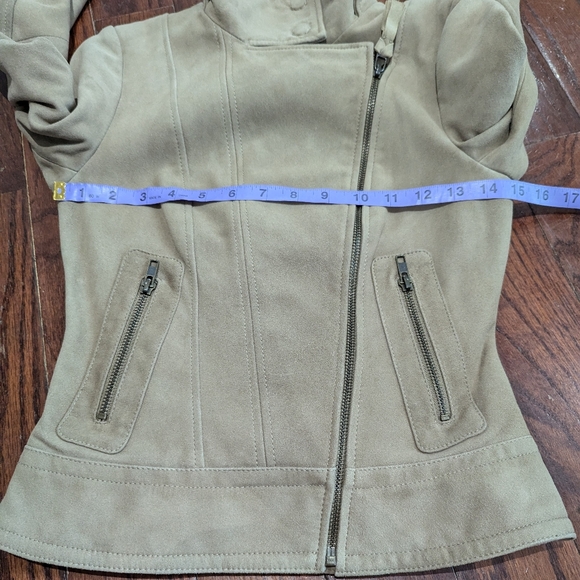 Mackage for Aritzia Lambskin  high collar moto jacket - xxs - colour sand - Picture 7 of 12